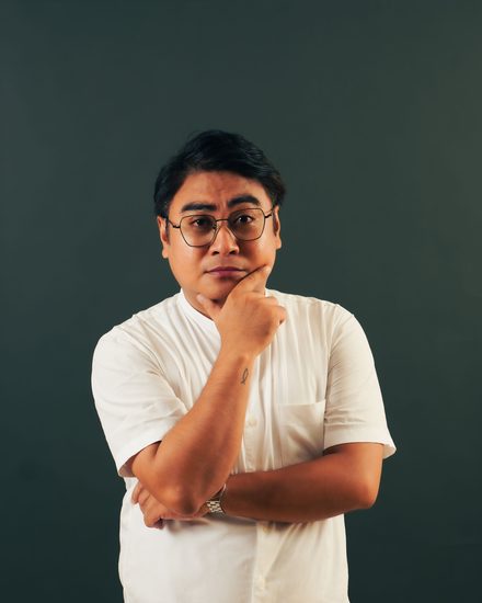 Jonathan Reyes bilang Mr. Gunigundo Gutierrez